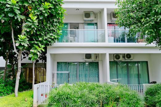 Bulan Guesthouse Imago Kota Kinabalu Exterior photo